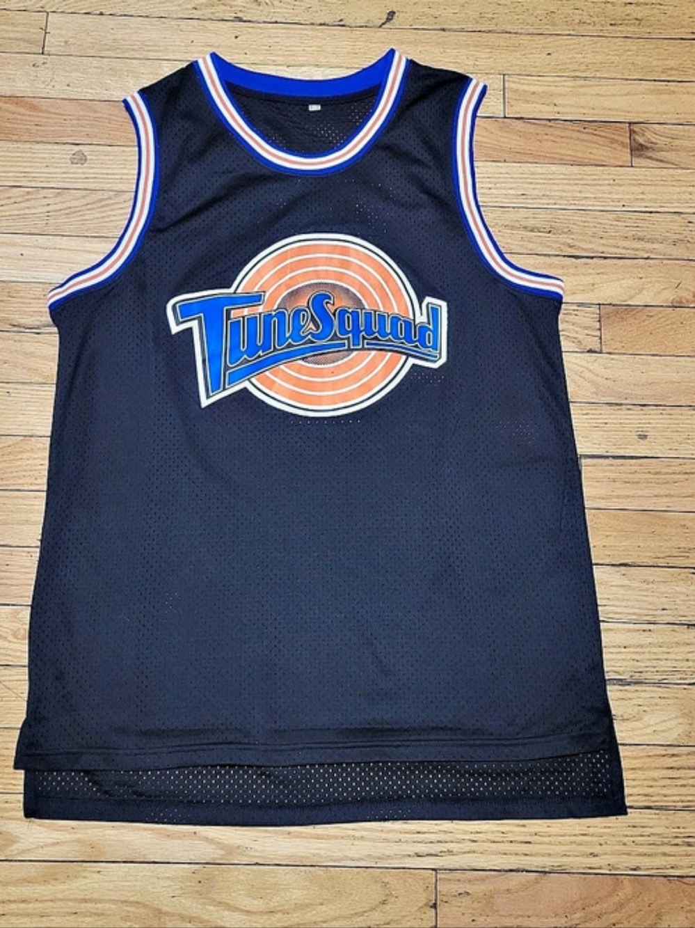 Tune Squad Bugs Bunny Jersey Size L